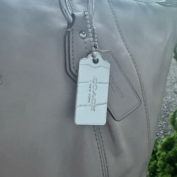 Coach Christie Carryall Gray Smooth Leather Satchel Crossbody Silver Hardware - Picture 7 of 13